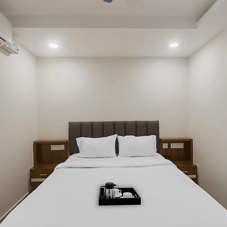 Townhouse Dj Grand Hotel Tirupati Exterior foto