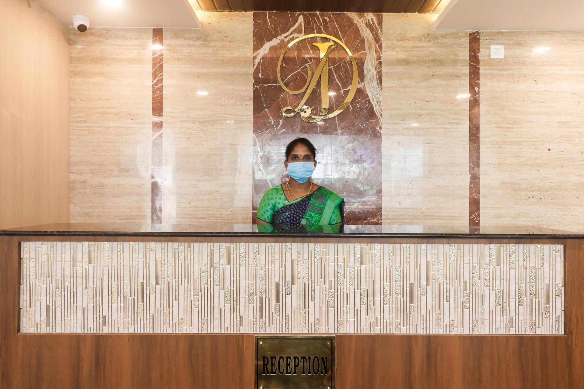 Townhouse Dj Grand Hotel Tirupati Exterior foto